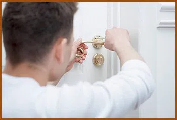 Interstate Locksmith Shop Portland, OR 503-610-9269 Interstate Locksmith Shop Portland, OR 503-610-9269 - 14-install-new-lock