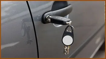 Interstate Locksmith Shop Portland, OR 503-610-9269 - 18-car-unlock