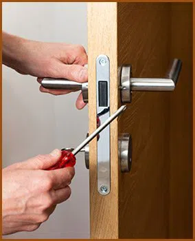Interstate Locksmith Shop Portland, OR 503-610-9269 - 7-lock-installation